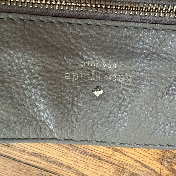 Kate Spade crossbody purse - Picture 3 of 5
